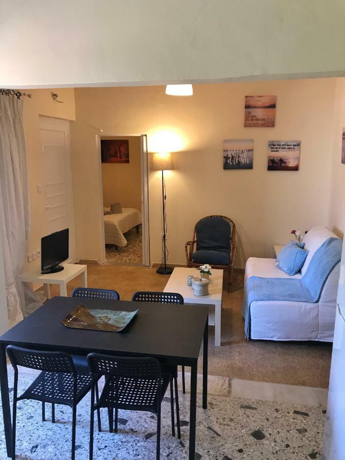 Sunshine'S House Near The Beach, 10 Min From The Airport Artemida  Exteriör bild